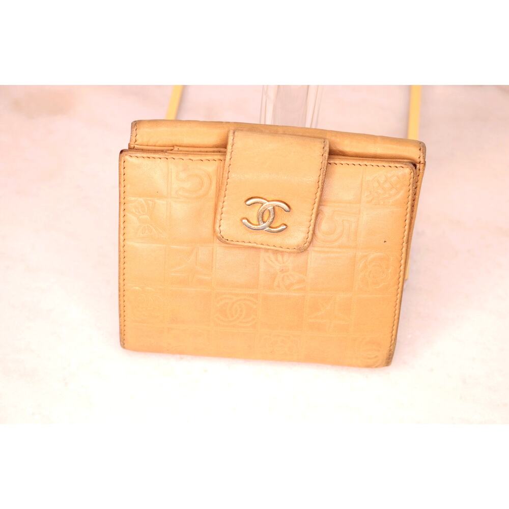 Chanel Vintage Icons Embossed Tan Leather Compact Bifold Wallet CC Logo